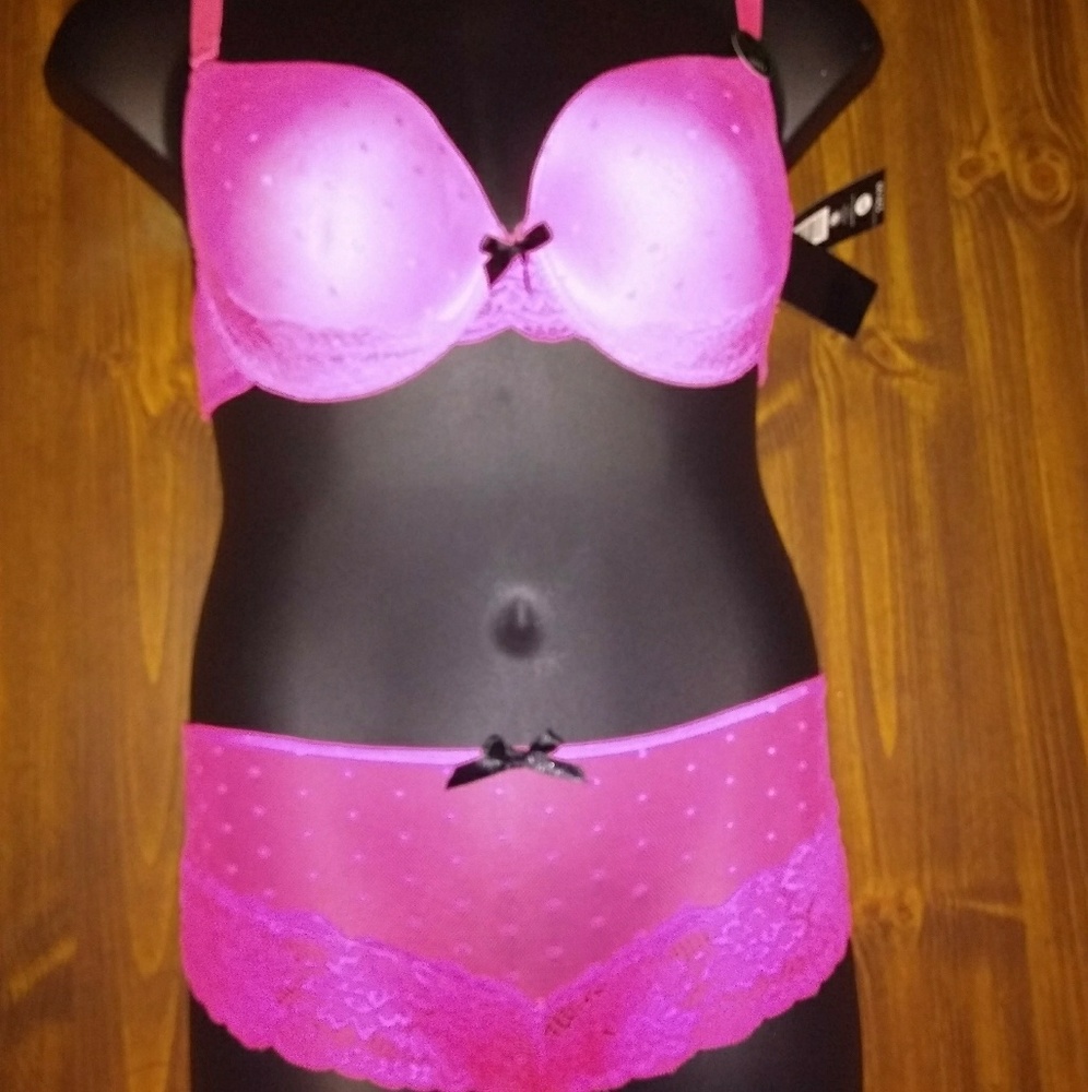 Bra panty set